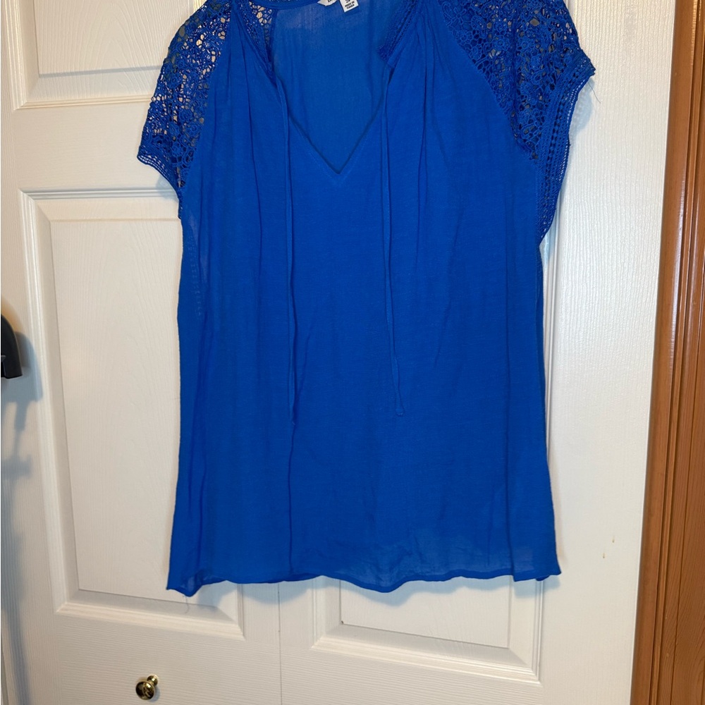 *Zac & Rachel Woman - 2X - Cap Sleeve Embellished Blouse